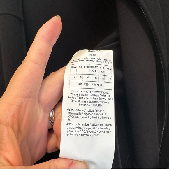 MaxMara Leisure Label-cut Black Outwear With Zipper Size: Medium US4/6 Spring - Picture 16 of 16